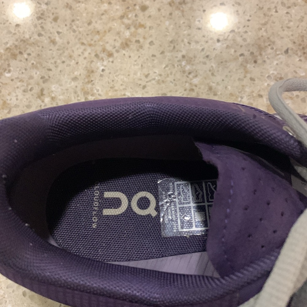 On Running, Cloud Flow Iii In Violet/Tide Size 9.… - image 8